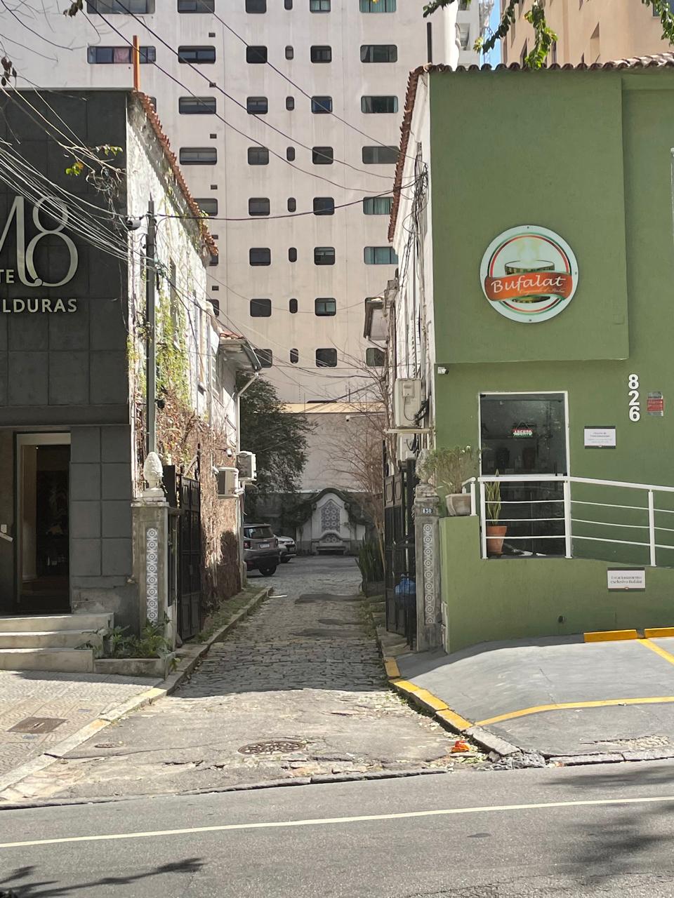 Entrada para a vila